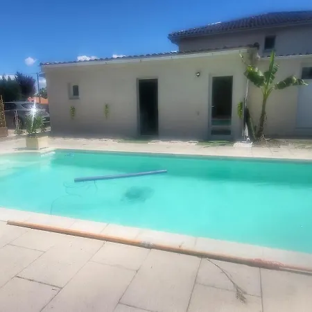 Apartamento La Dolce Avec Piscine Eysines